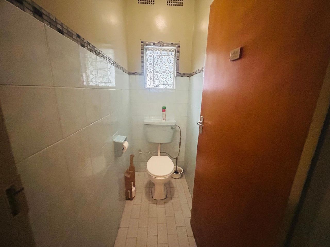 Photo 20 of 27