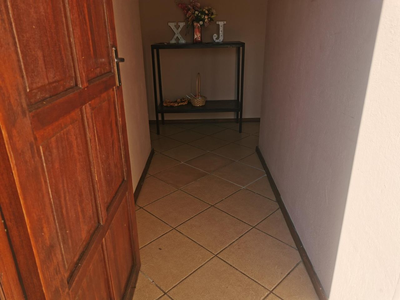Photo 9 of 16