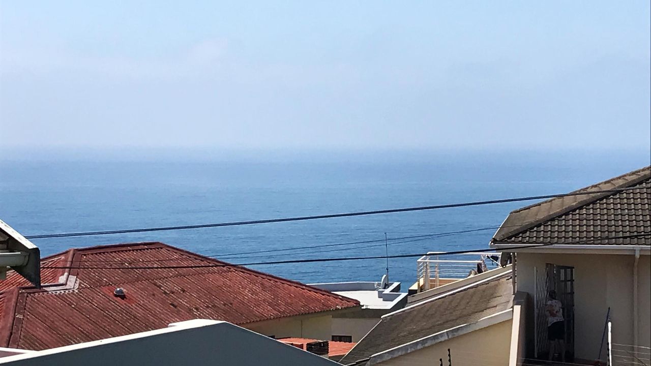 Photo 3 of 17