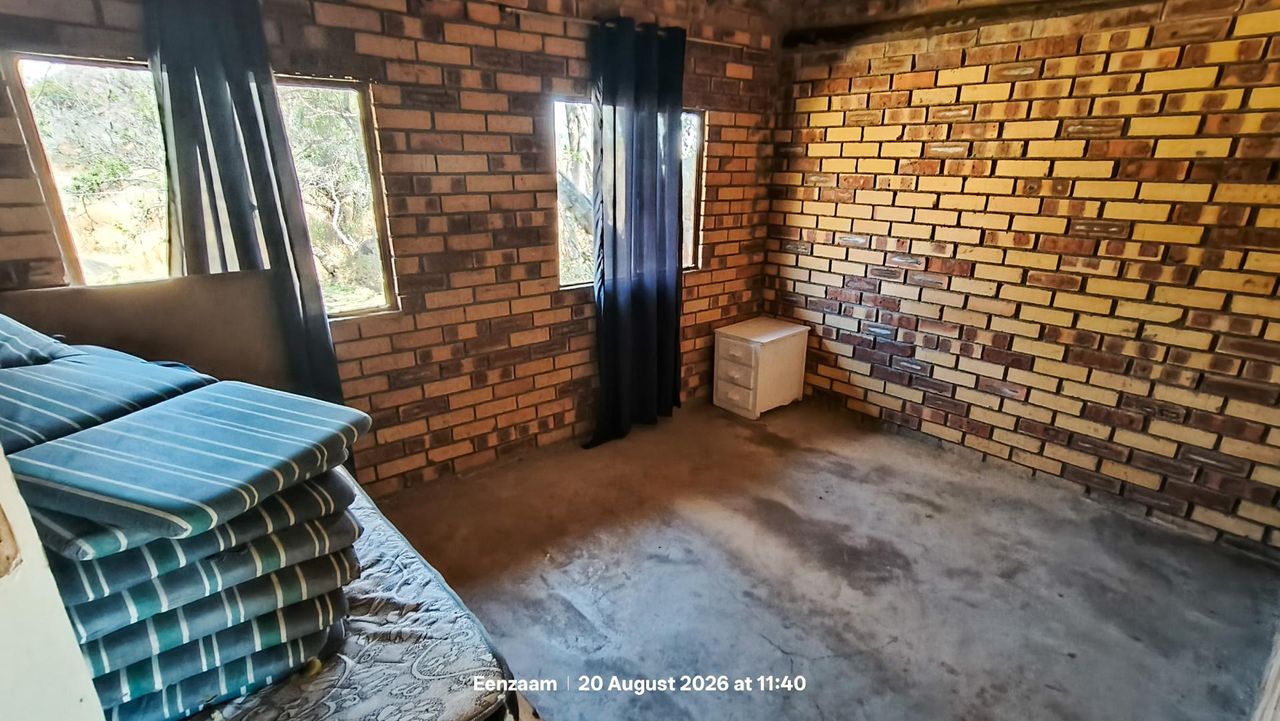 Photo 16 of 45