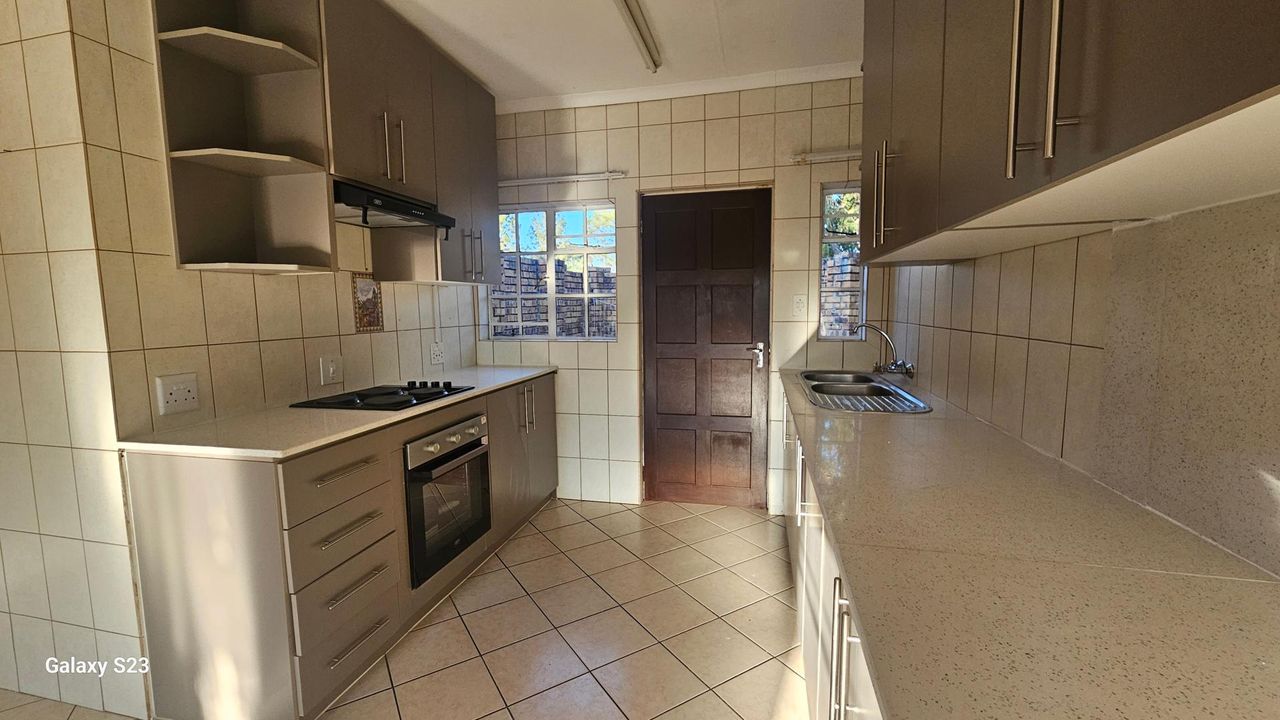 Photo 6 of 12