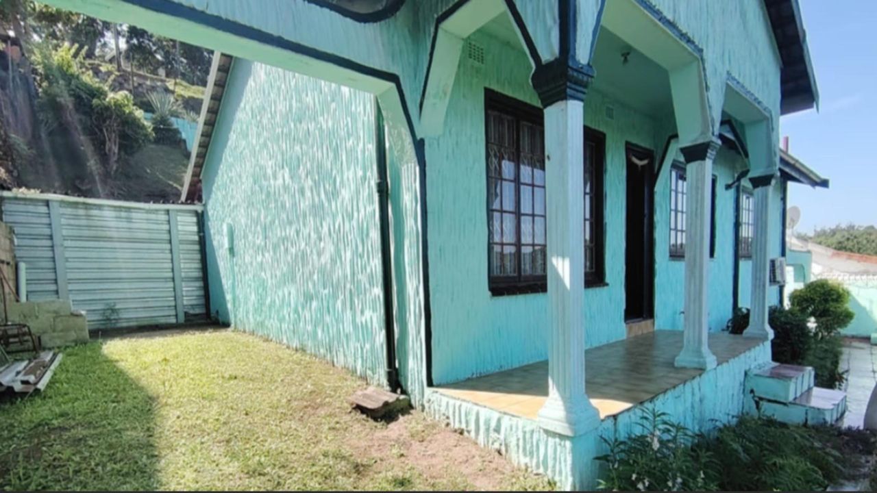 Photo 4 of 21
