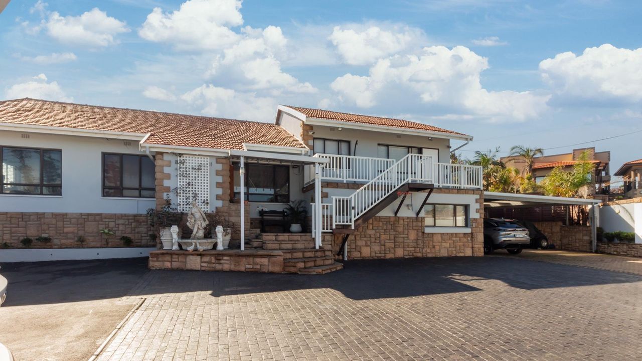 Photo of 4 Bedroom house for sale in Bluff, Durban