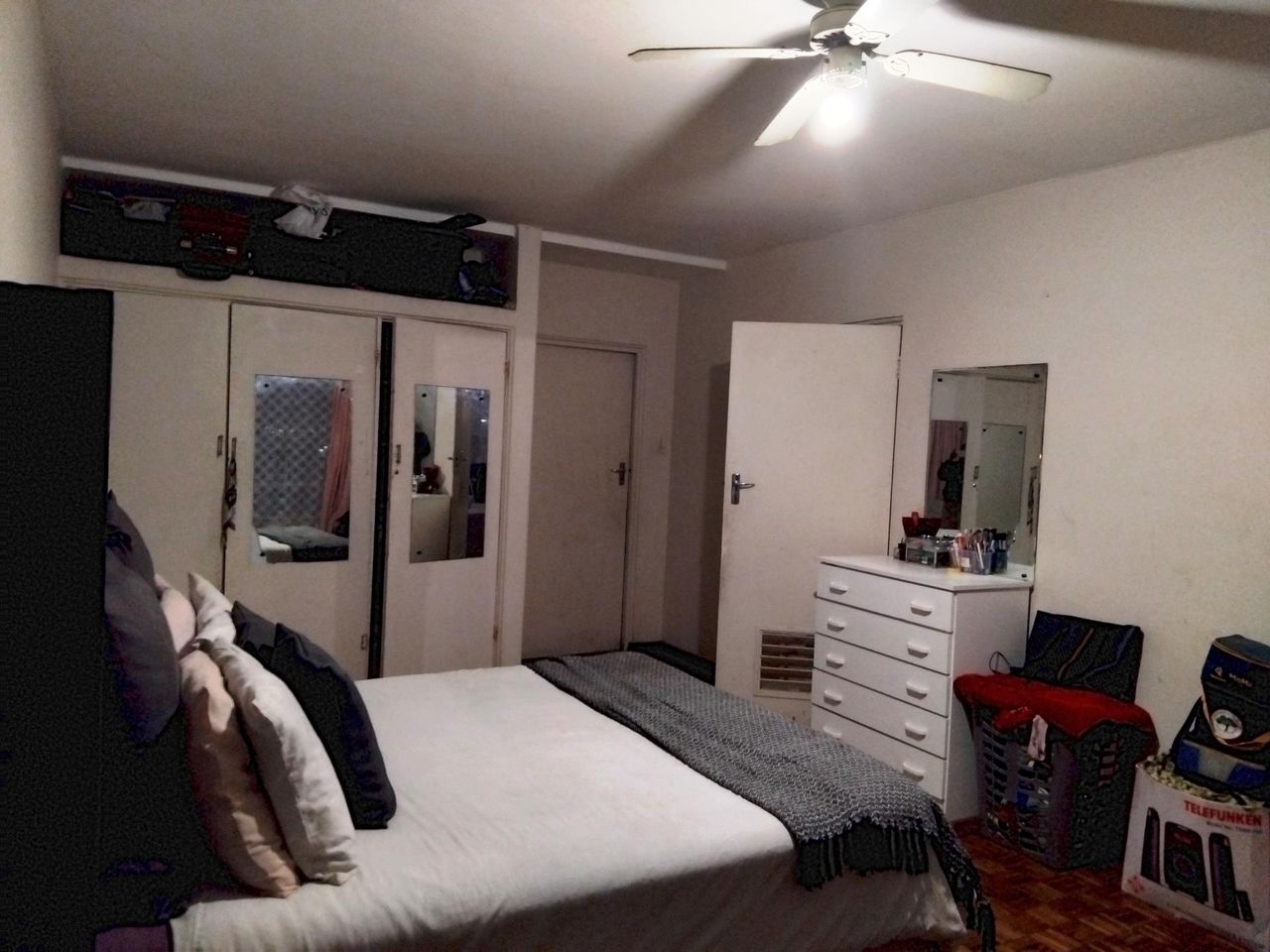 Photo 4 of 12