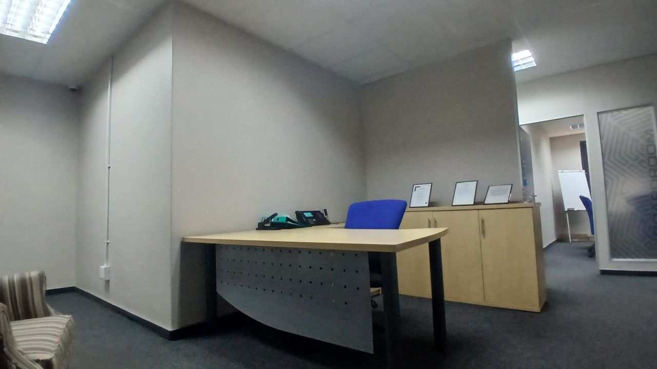 Photo 4 of 14