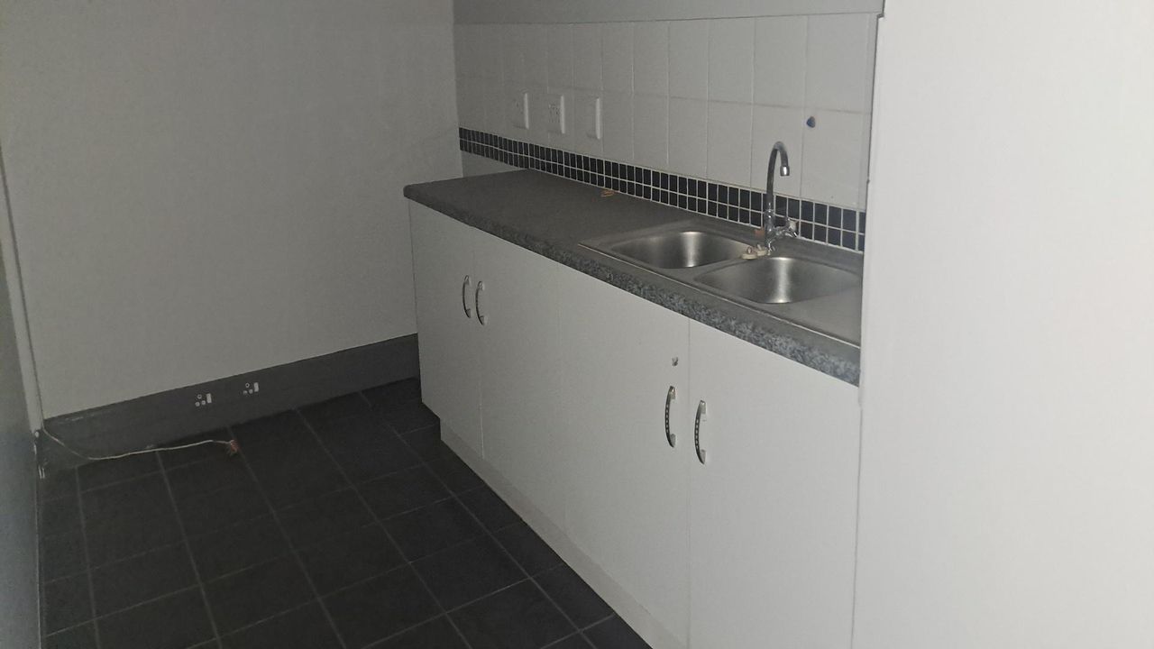 Photo 19 of 22