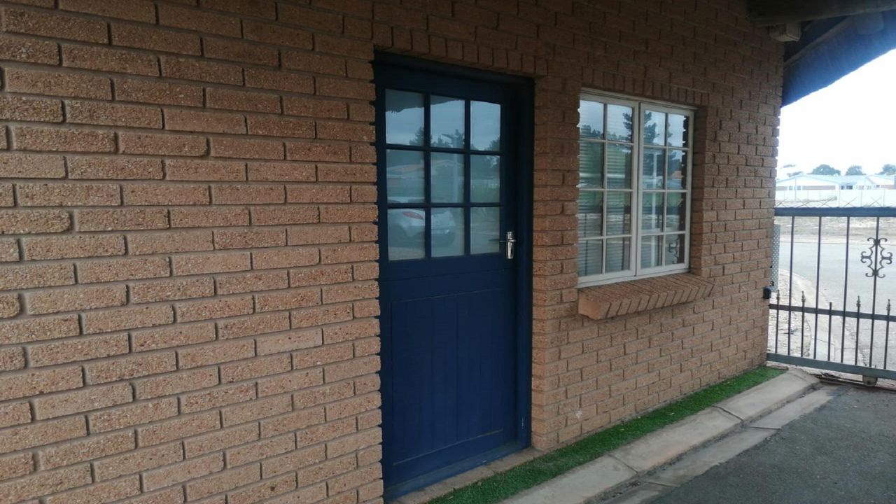 Photo 6 of 13