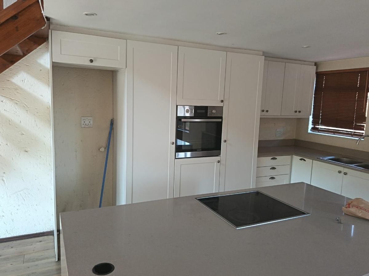 Photo 6 of 20