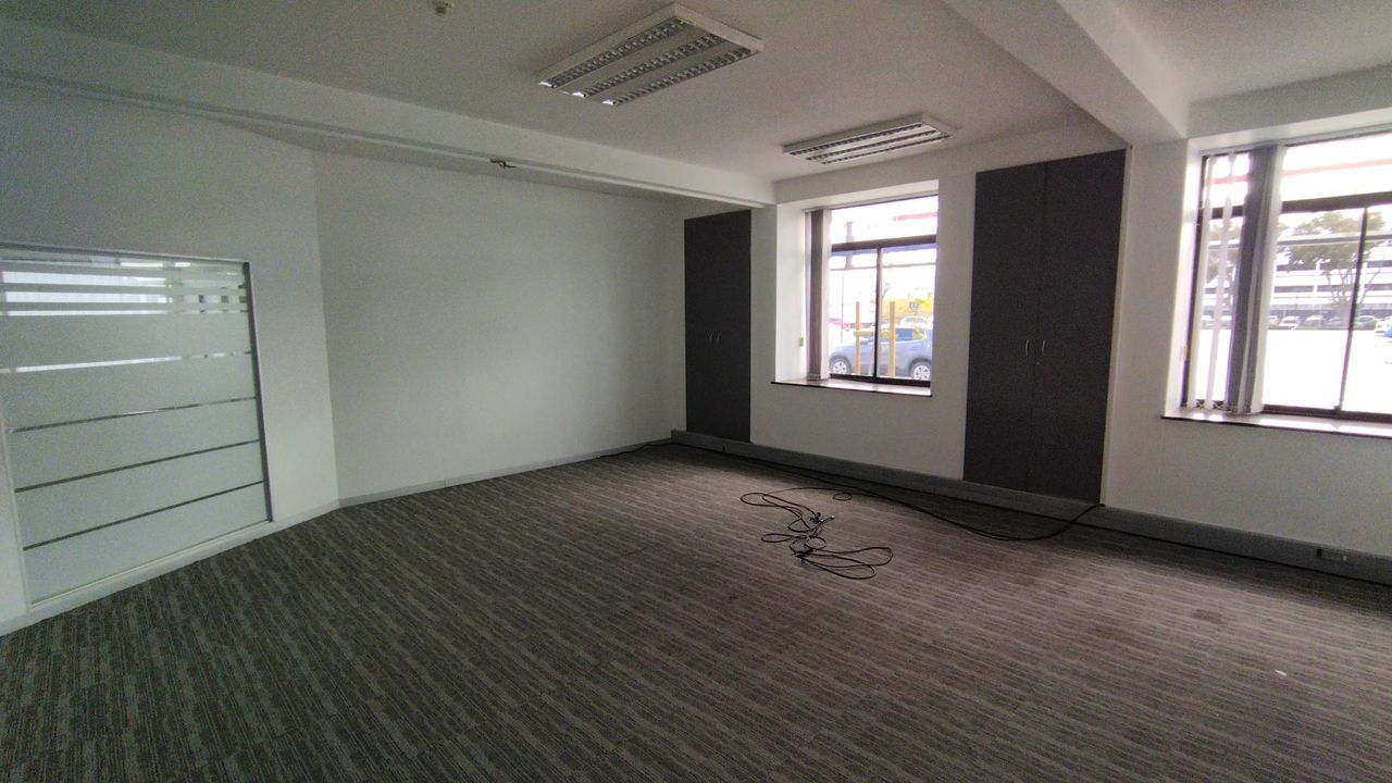 Photo 5 of 13