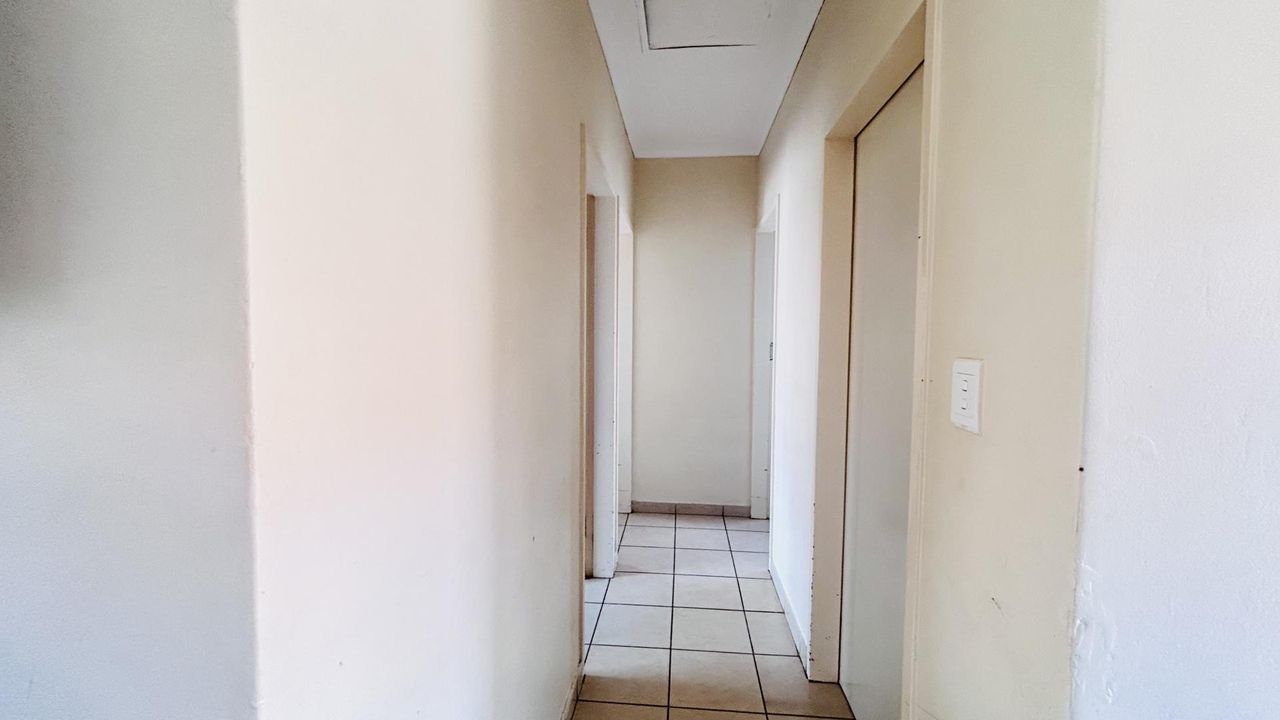 Photo 8 of 21