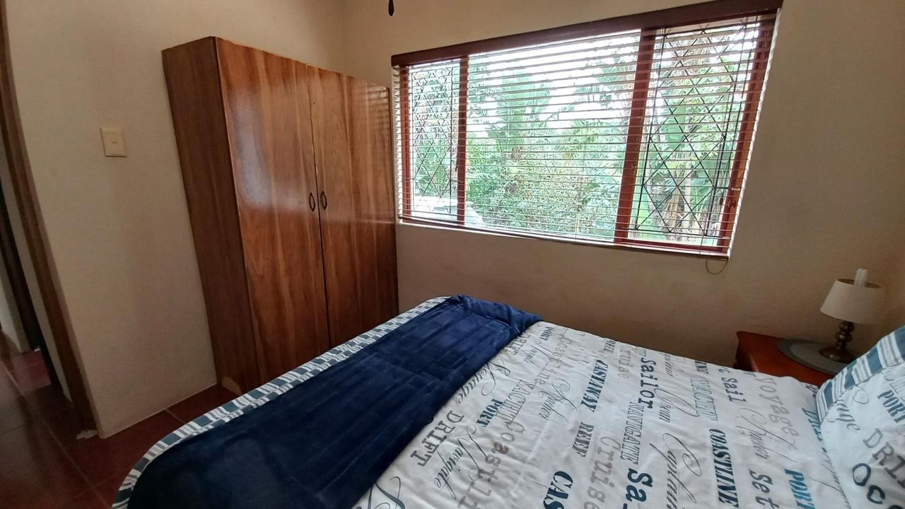Photo 8 of 26