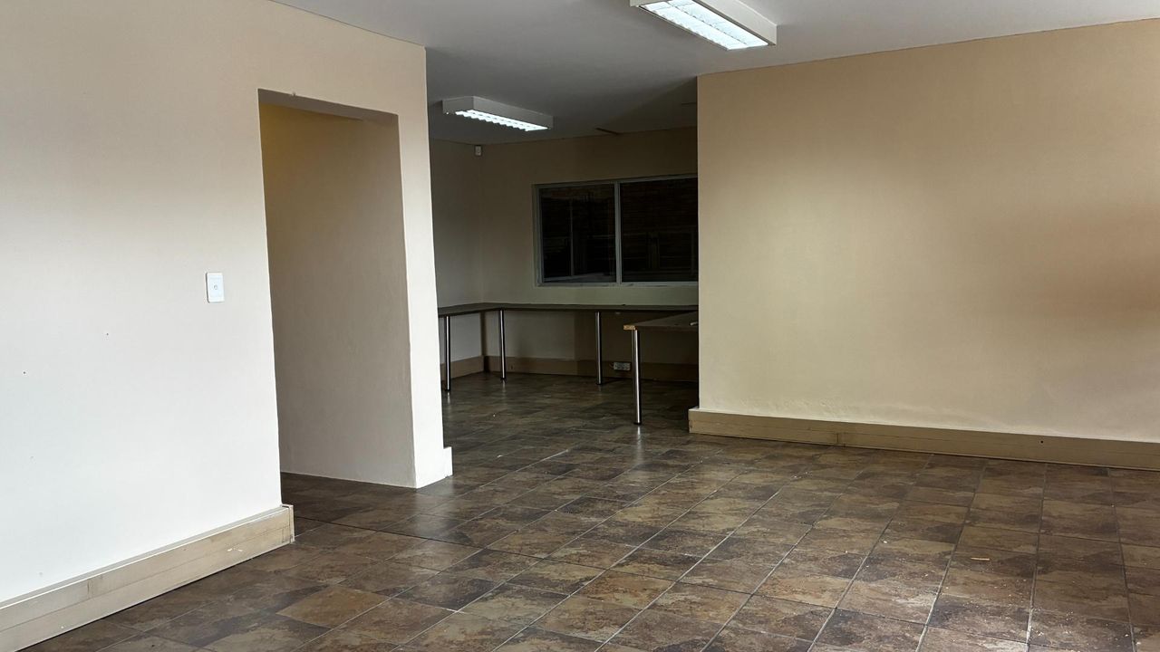 Photo 2 of 17