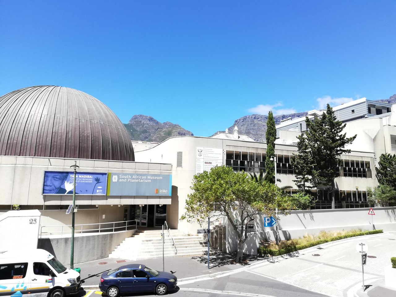 Photo of 2 Bedroom apartment to rent in Cape Town City Centre