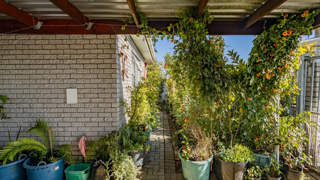 Photo of 2 Bedroom house for sale in De Kuilen, Kuils River