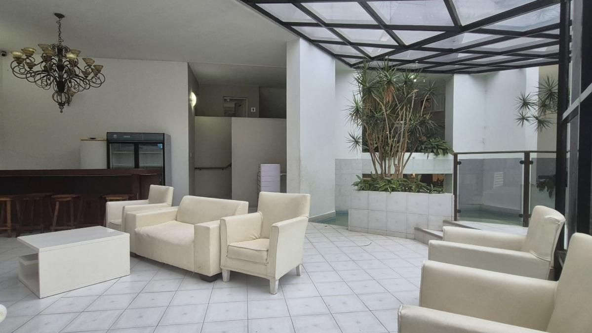 Photo 41 of 43