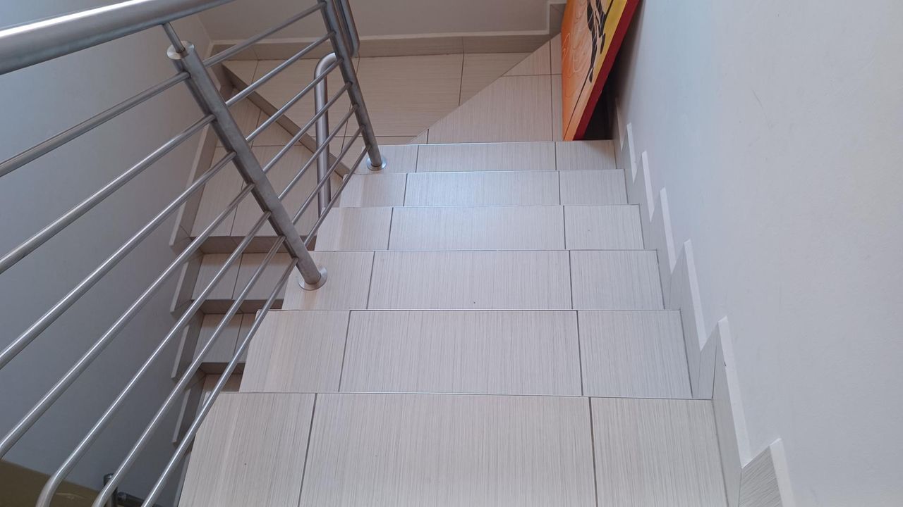 Photo 16 of 20
