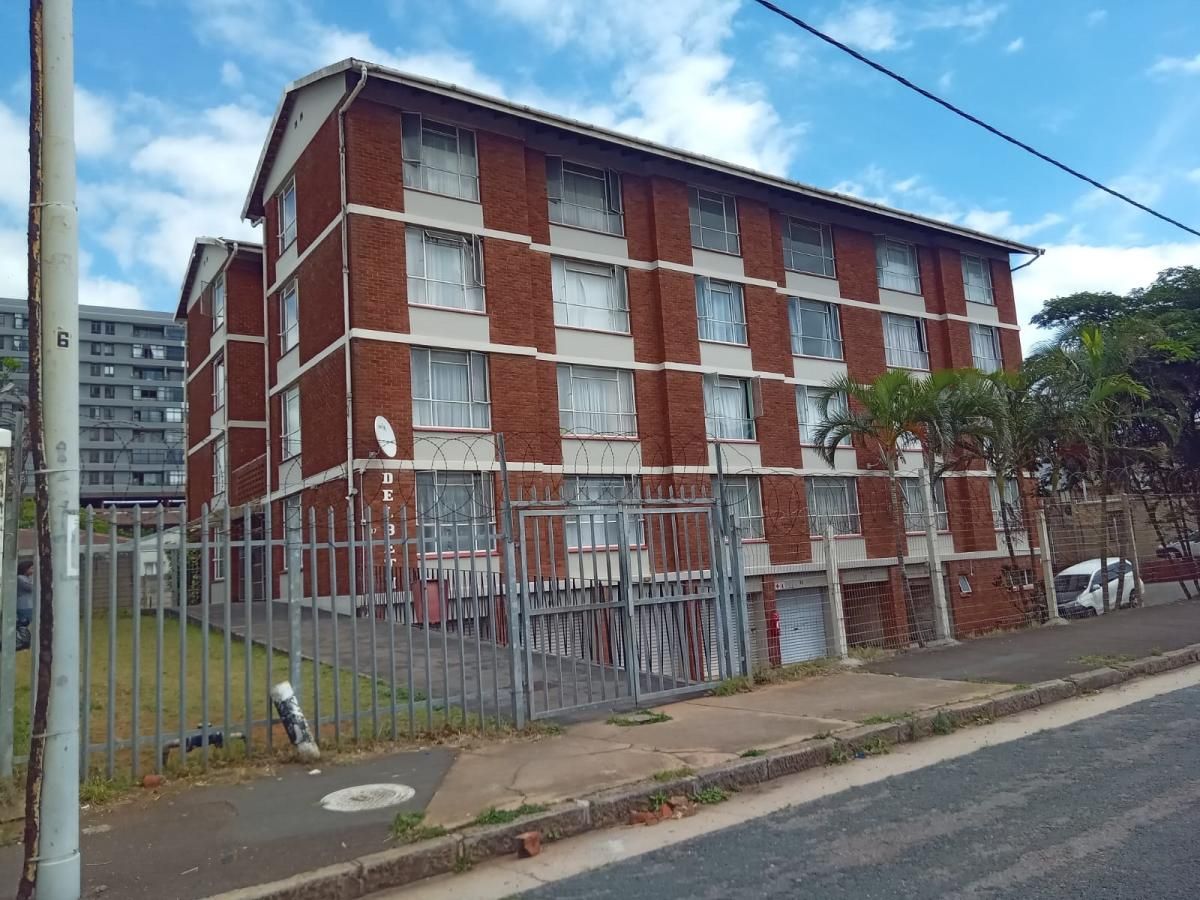2 Bedroom apartment for sale in Windermere, Durban