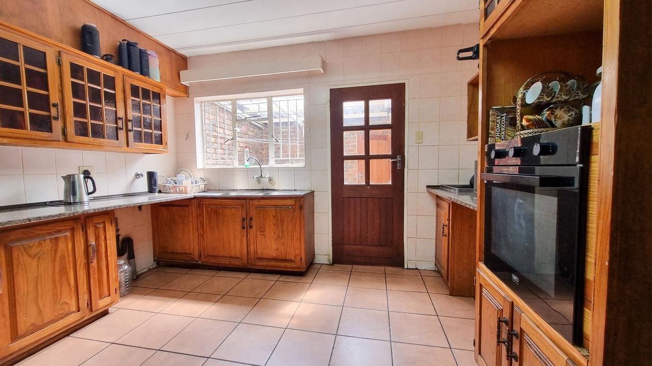 Photo of 3 Bedroom duplex townhouse - sectional for sale in Middelburg Central