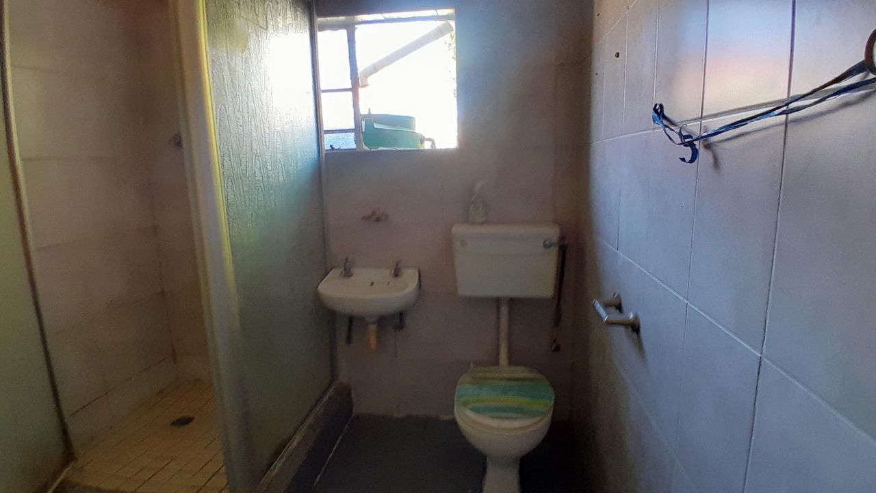 Photo 46 of 89