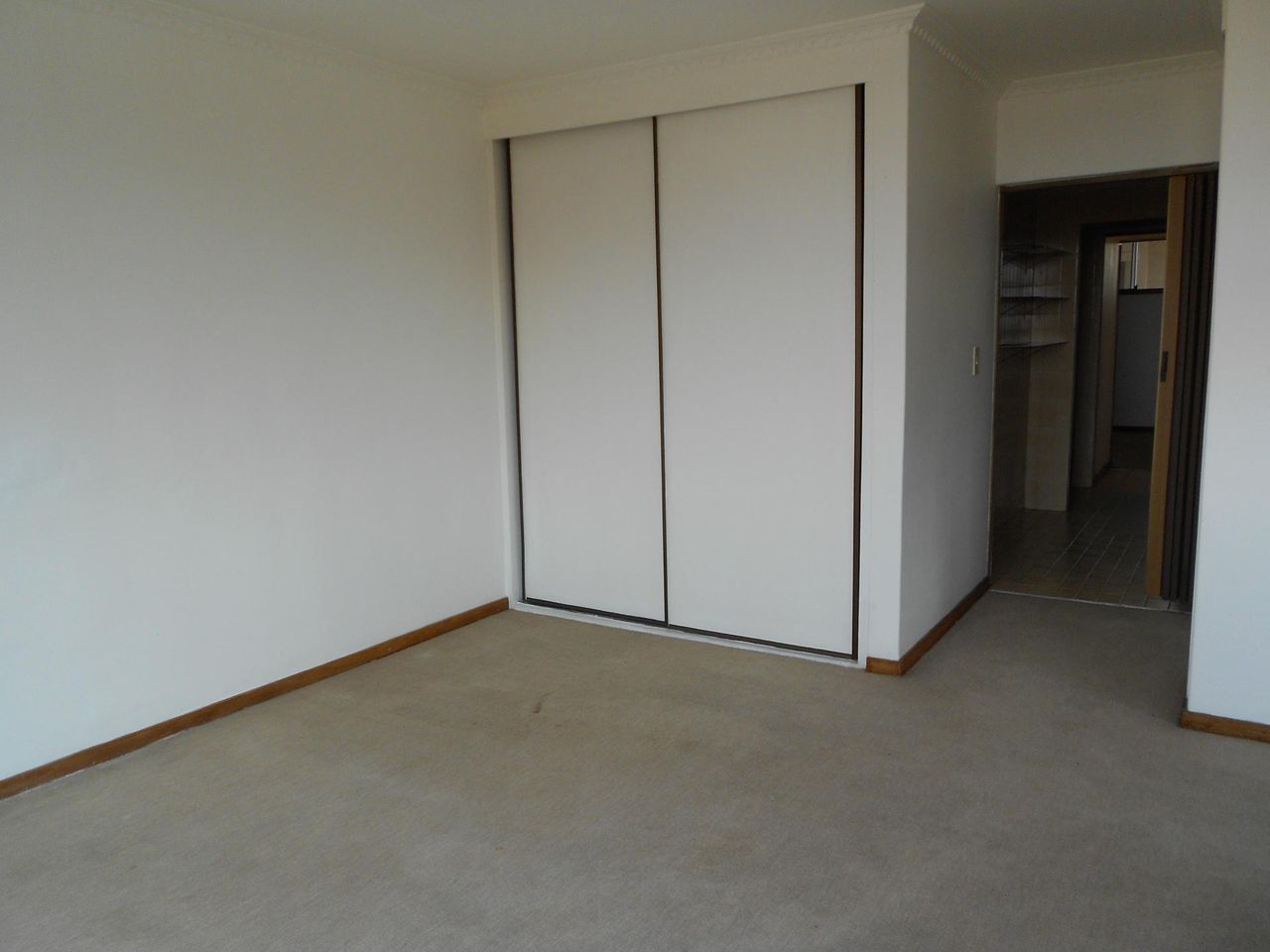 Photo 4 of 29