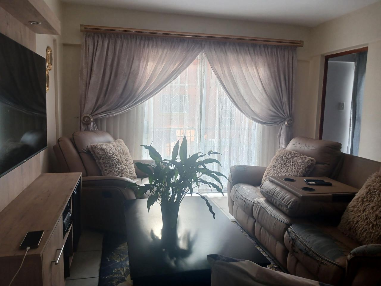 Photo 3 of 13