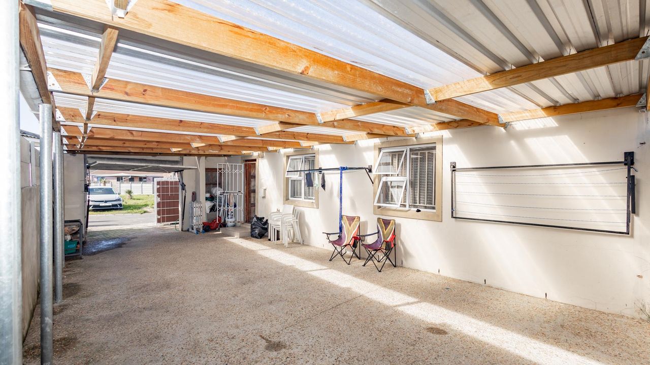 Photo of 3 Bedroom house sold in Dennemere, Blue Downs