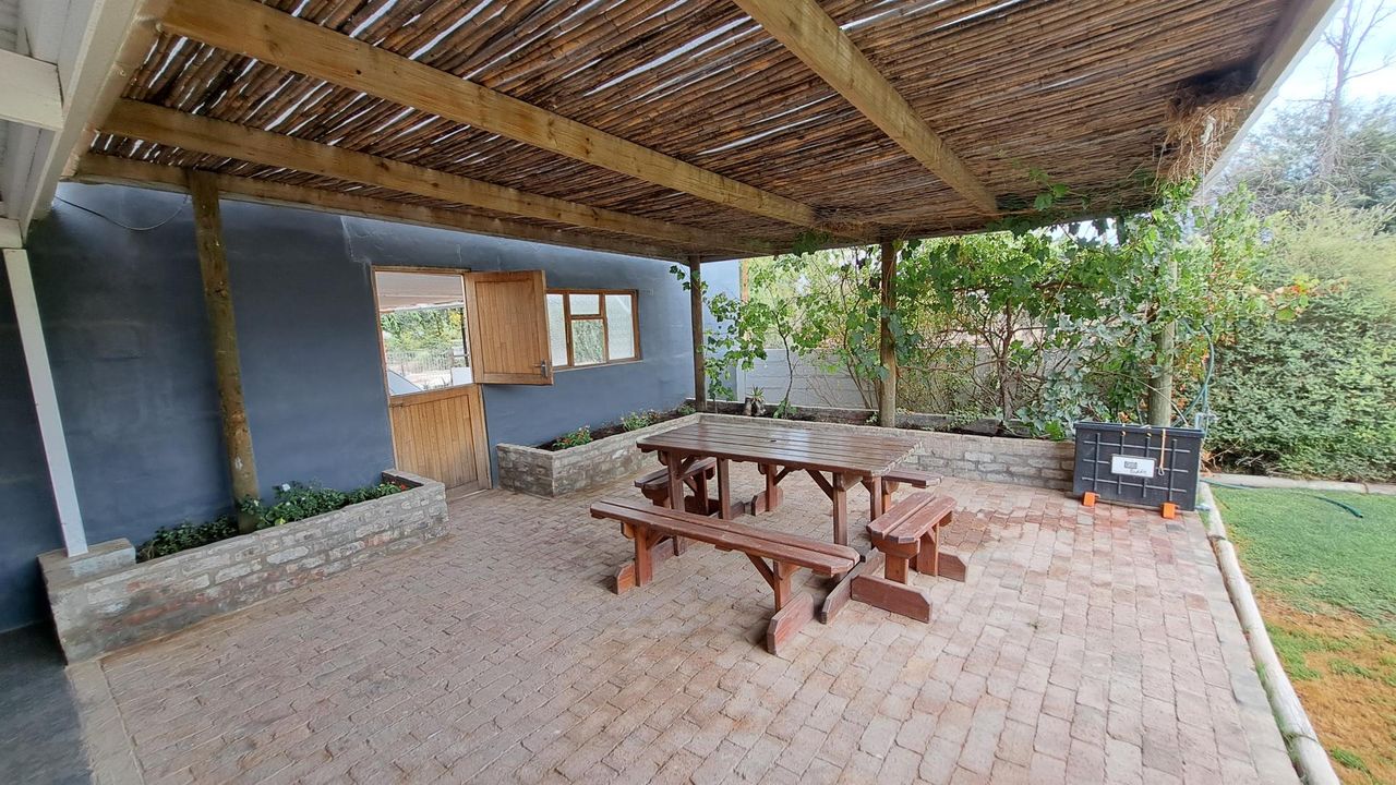 Photo 9 of 62
