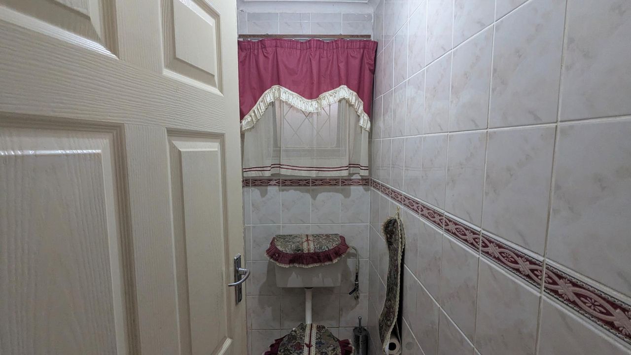 Photo 16 of 16