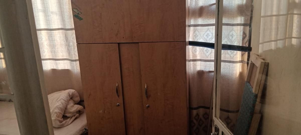 Photo 18 of 27