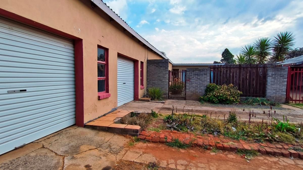 Photo of 4 Bedroom duet for sale in Brandfort