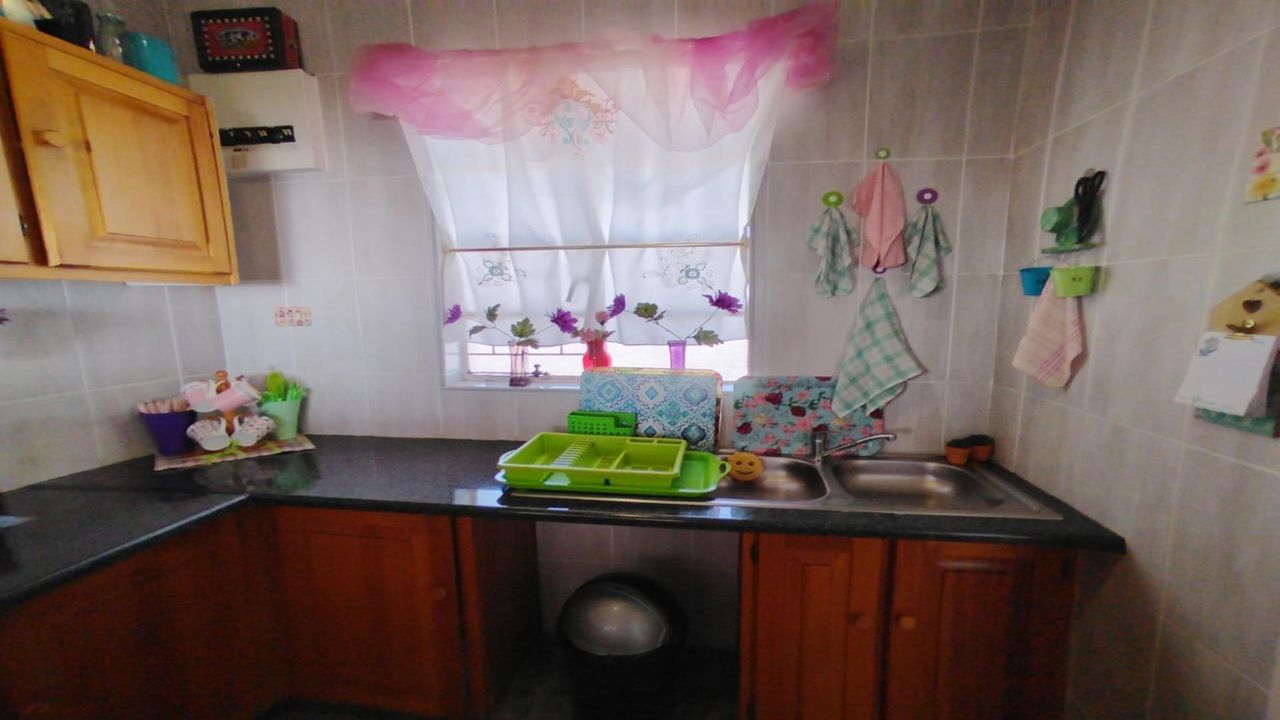 Photo 8 of 29