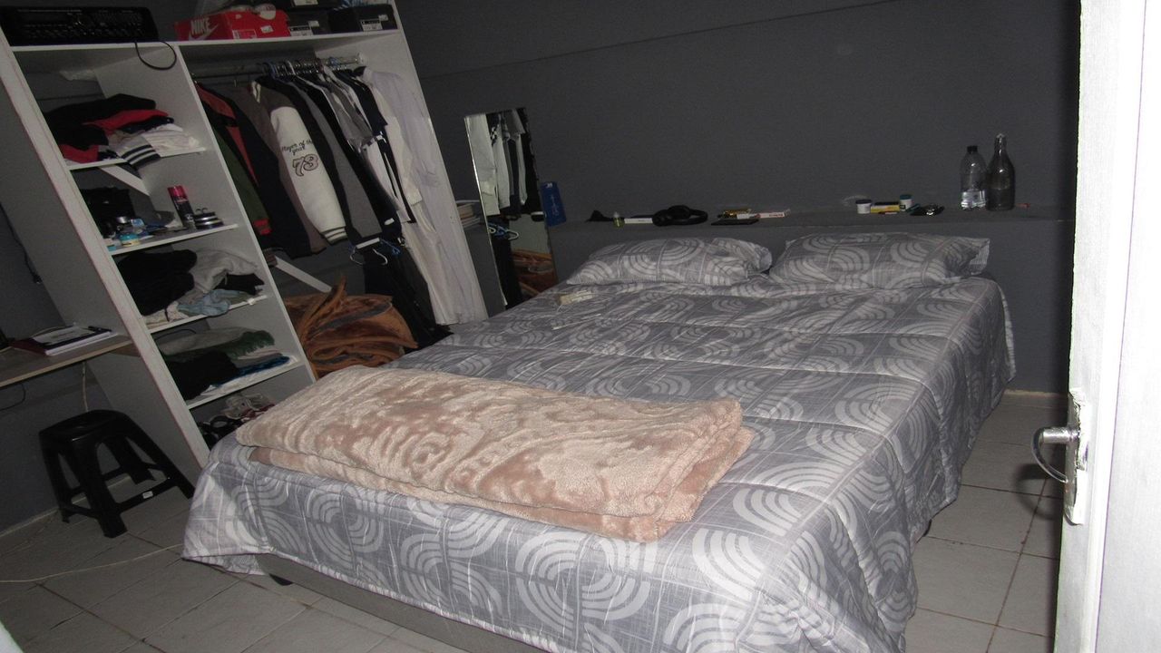 Photo 12 of 22