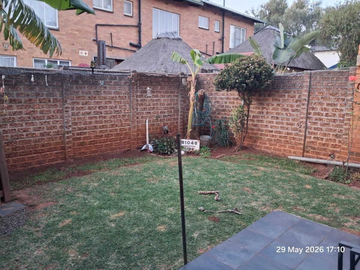 Photo 19 of 21
