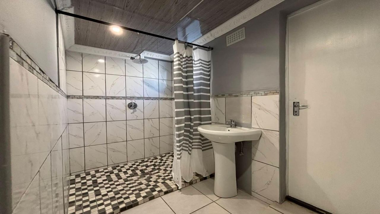 Photo of 1 Bedroom flat to rent in Amandelsig, Kuils River