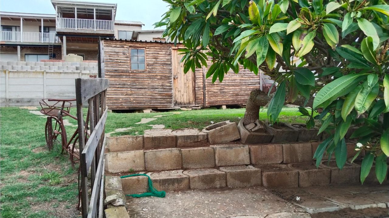 Photo 23 of 23