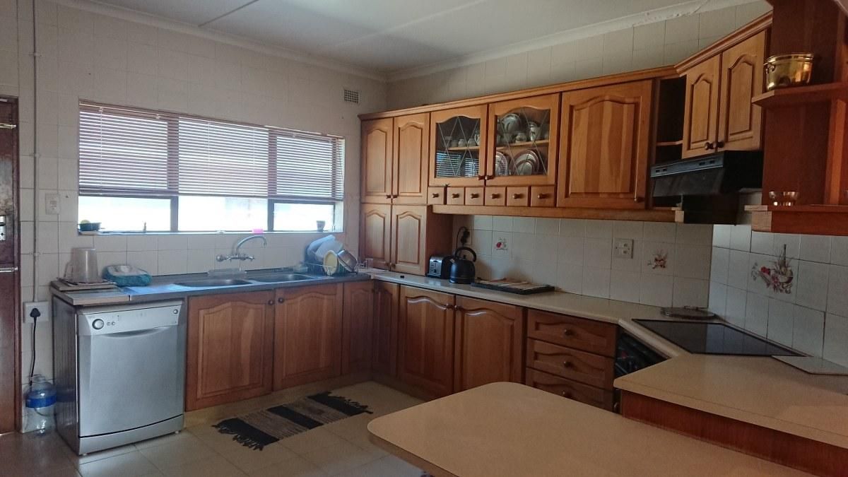 Photo 17 of 22