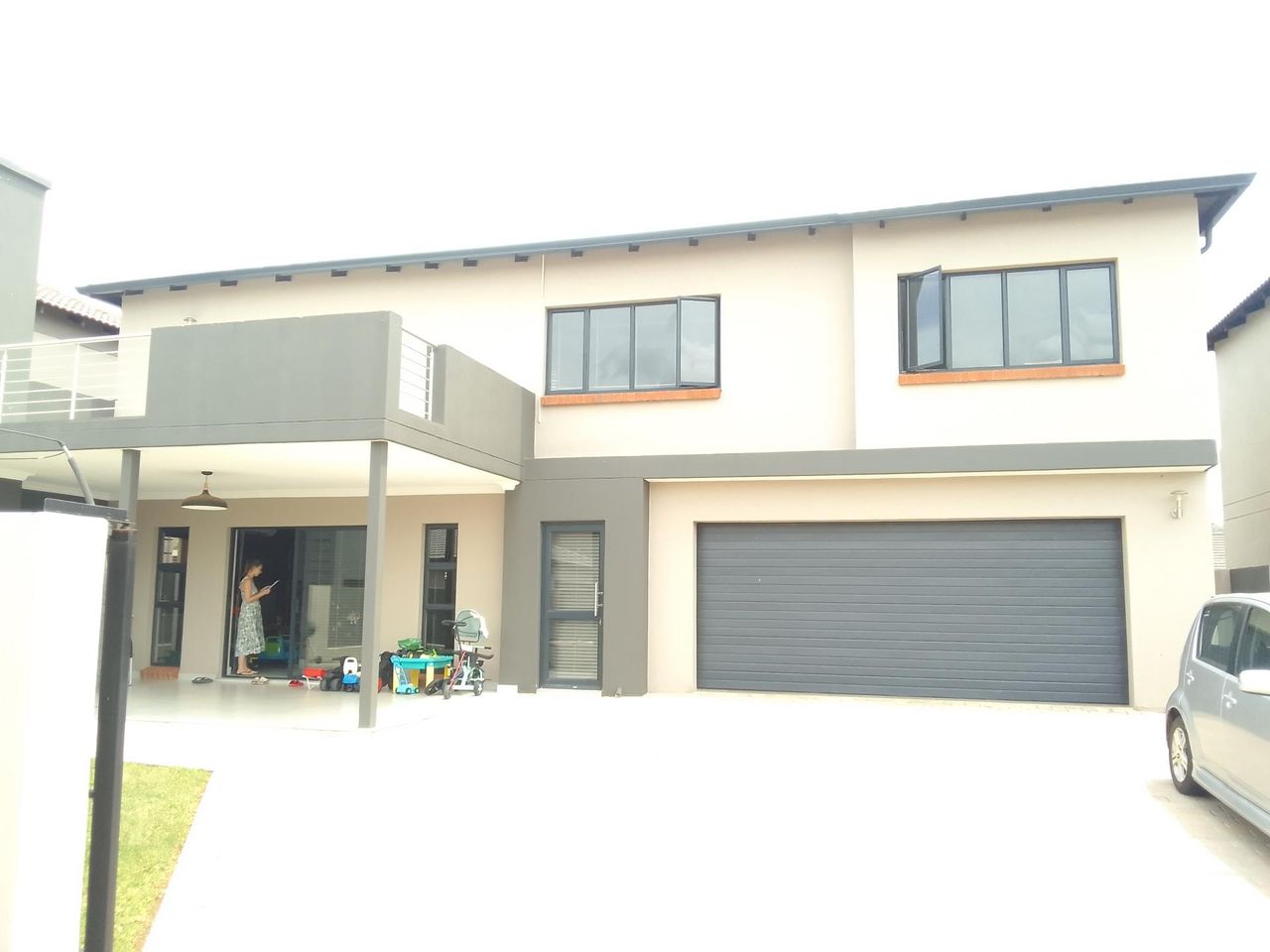 Photo 10 of 37