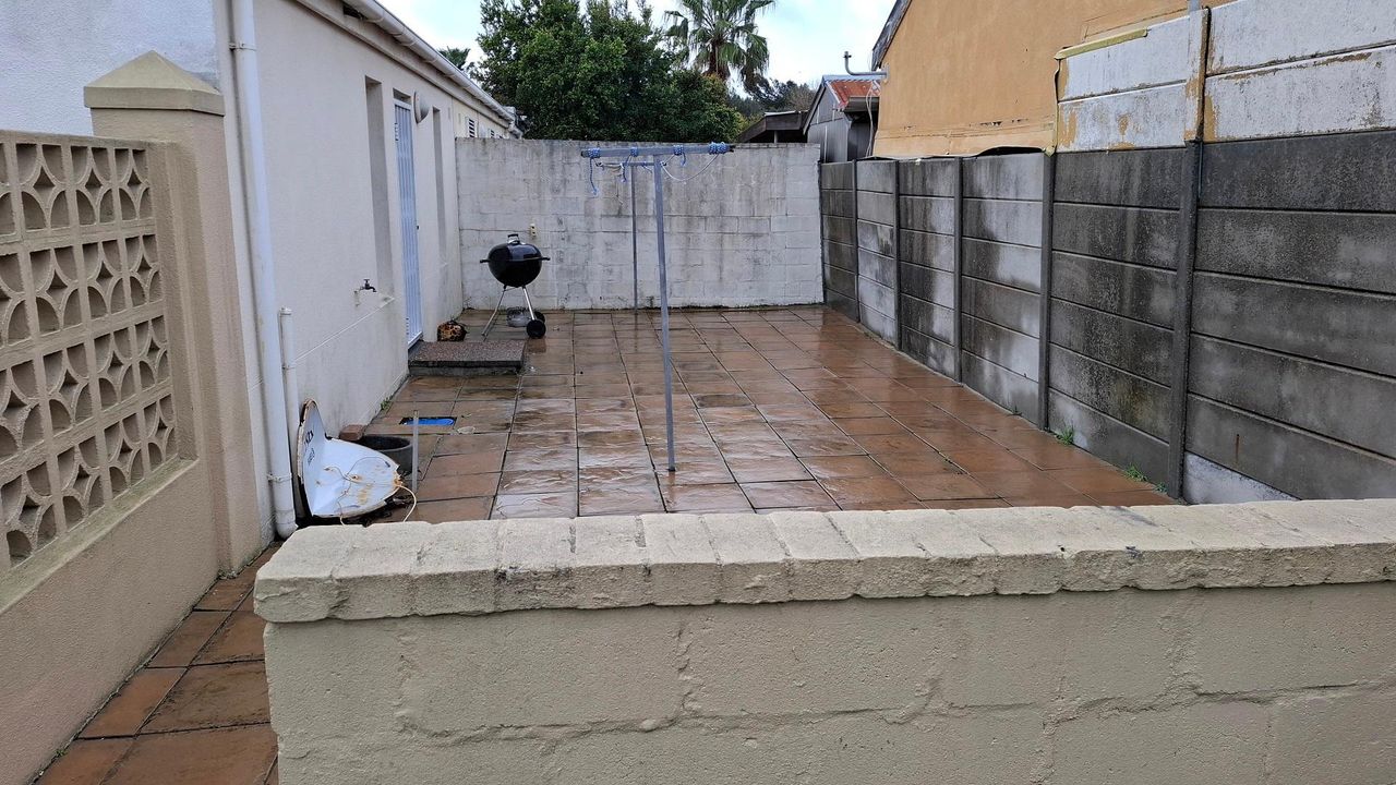 Photo 9 of 9