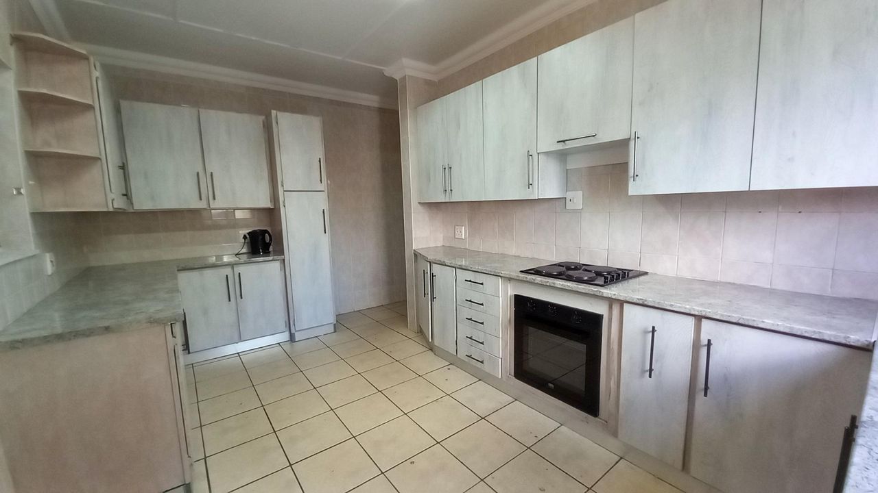 Photo 2 of 29