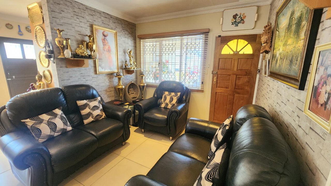 Photo of 2 Bedroom townhouse - sectional for sale in Mount Edgecombe