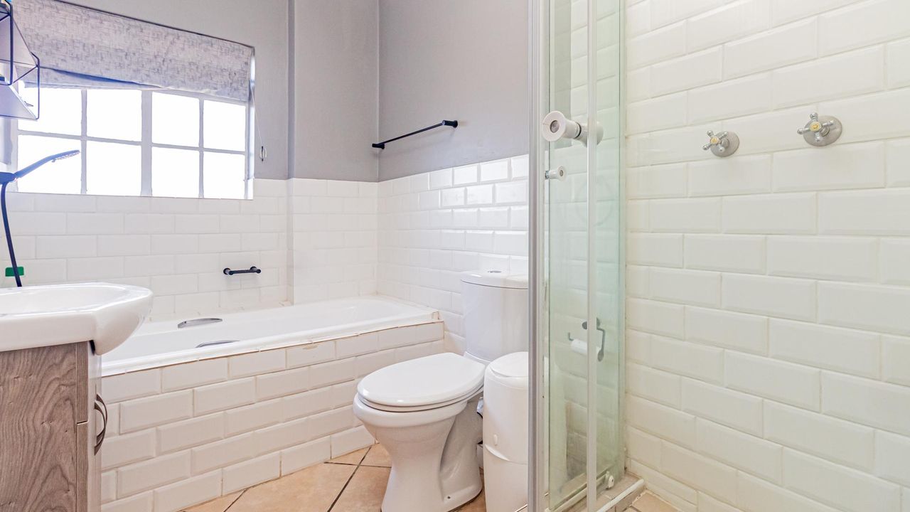 Photo of 2 Bedroom apartment for sale in North Riding, Randburg