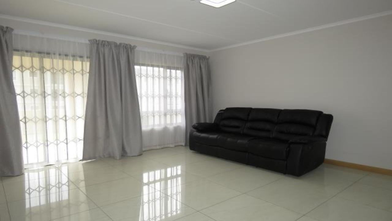 Photo 5 of 13