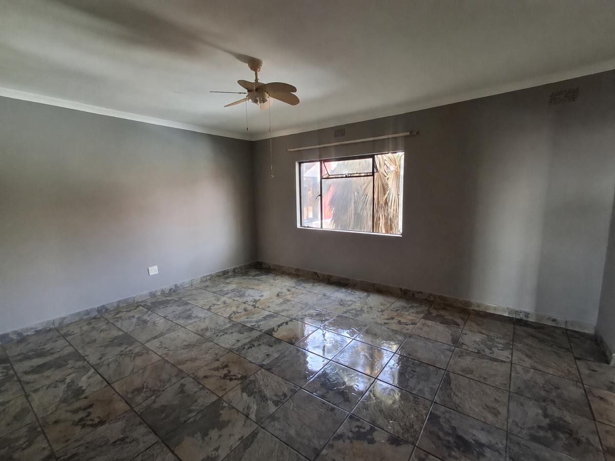 Photo of 3 Bedroom flat to rent in Nelsonia, Meyerton