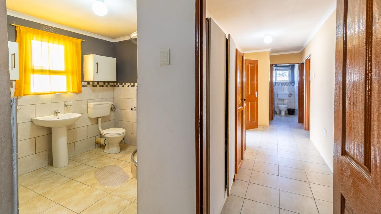 3 Bedroom house sold in Groenheuwel, Paarl