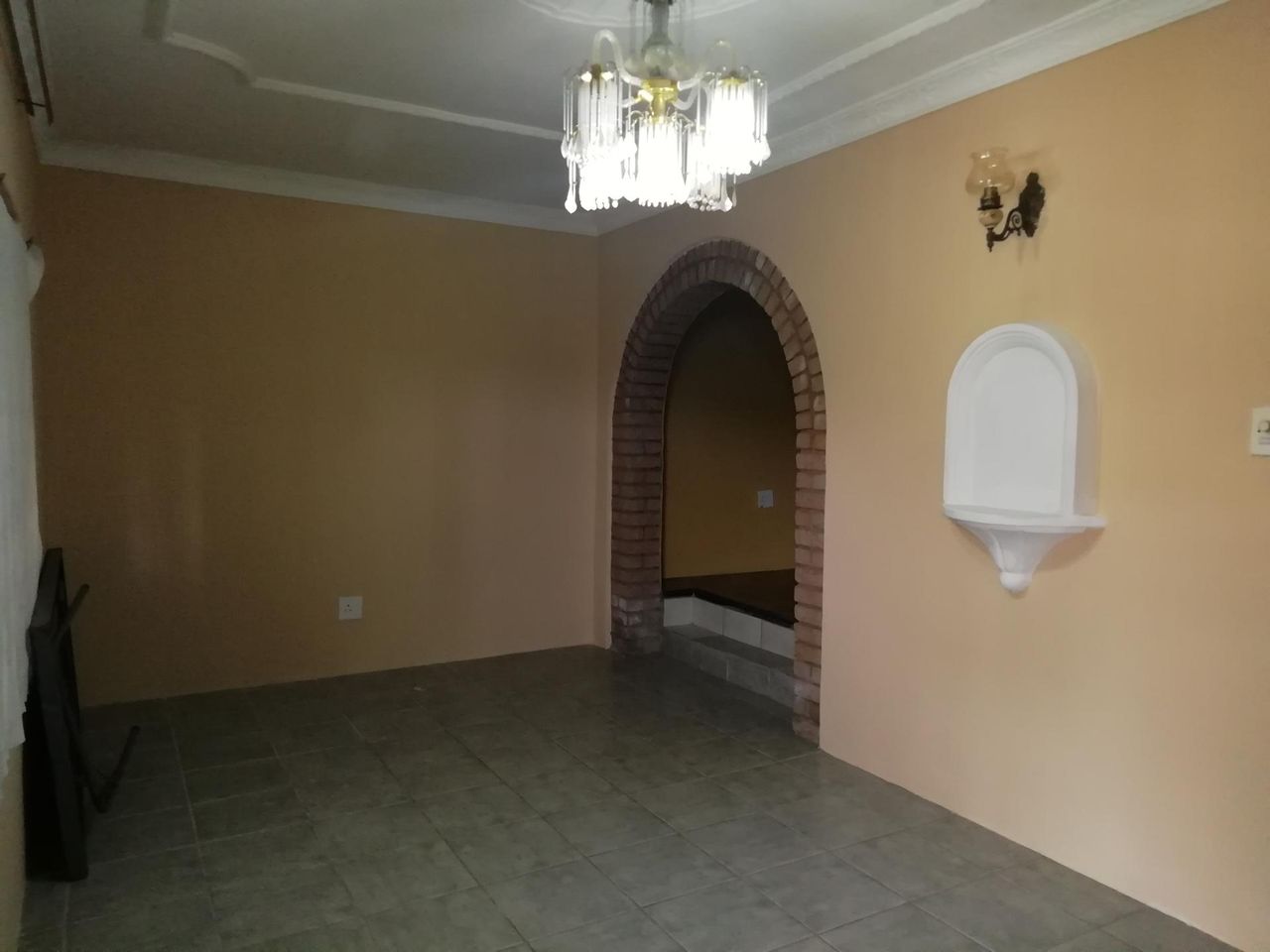 Photo 16 of 19