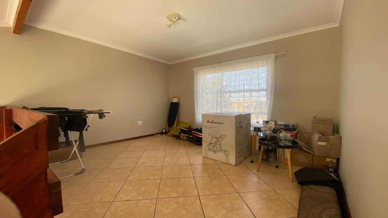 Photo 9 of 21