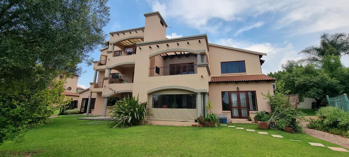 Photo of 3 Bedroom apartment to rent in North Riding, Randburg