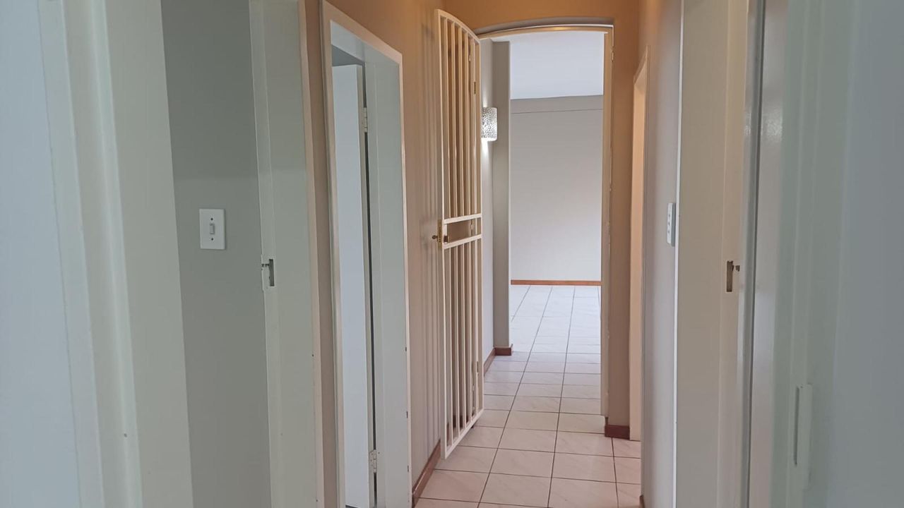 Photo 13 of 24