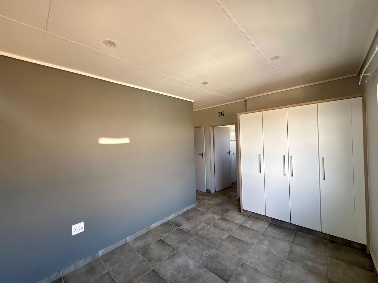 Photo 10 of 20