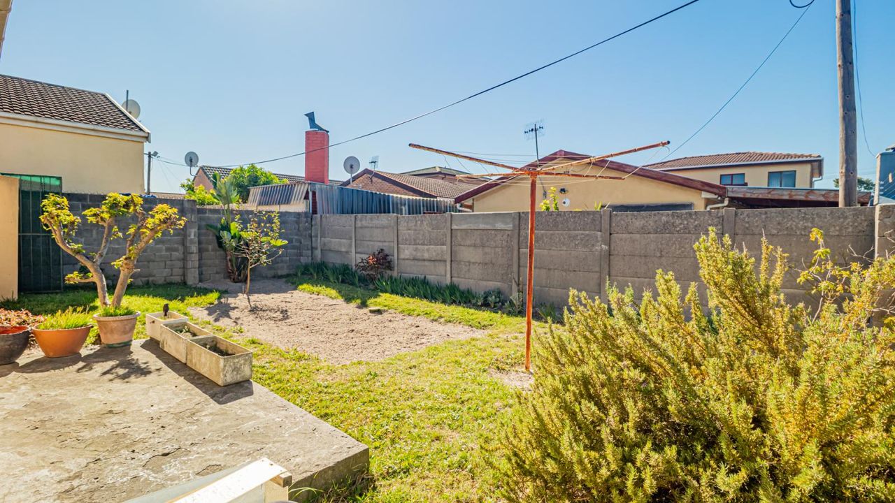 Photo 19 of 20